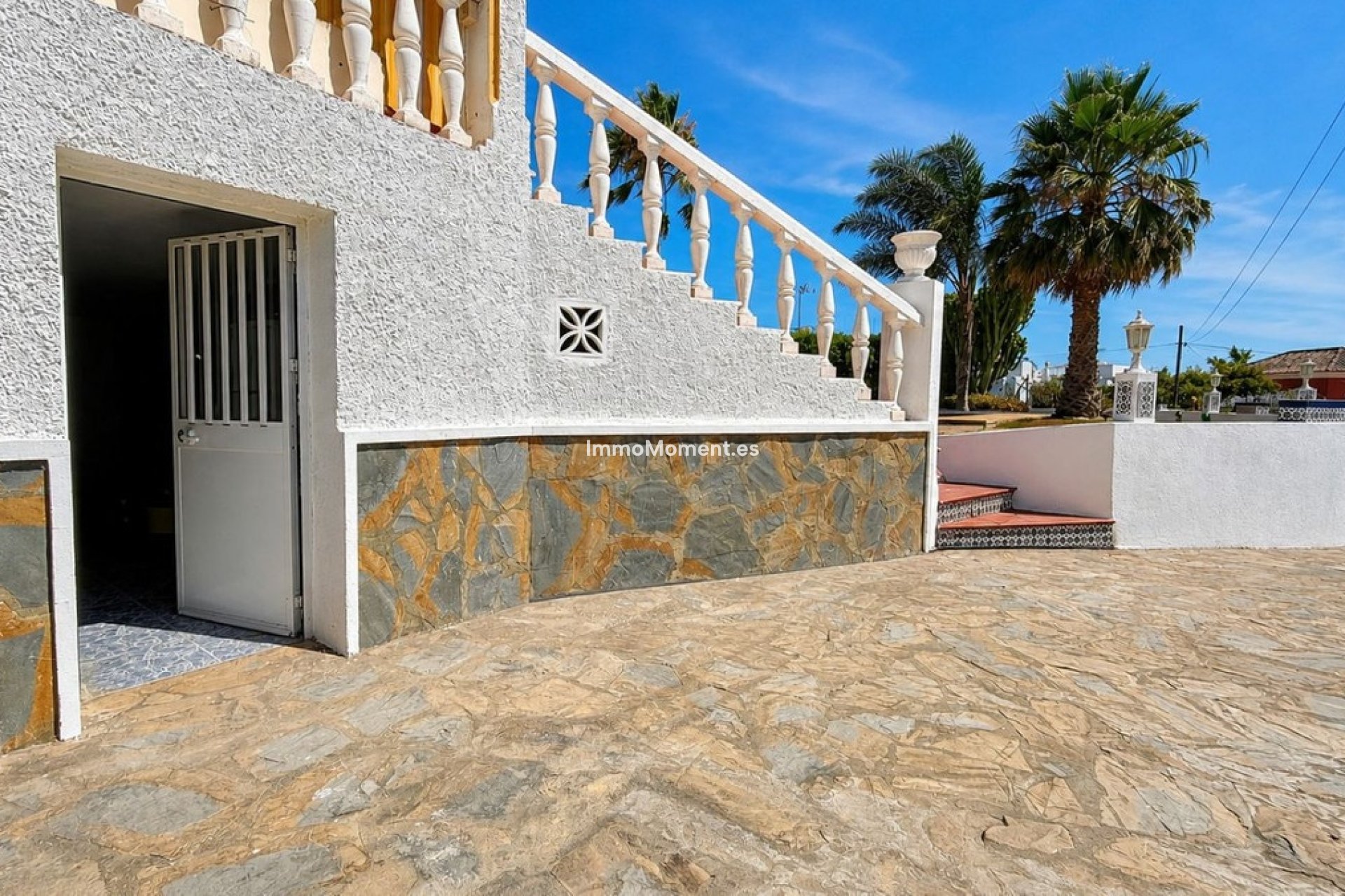 Reventa - Villa independiente - Estepona  - Estepona Centro