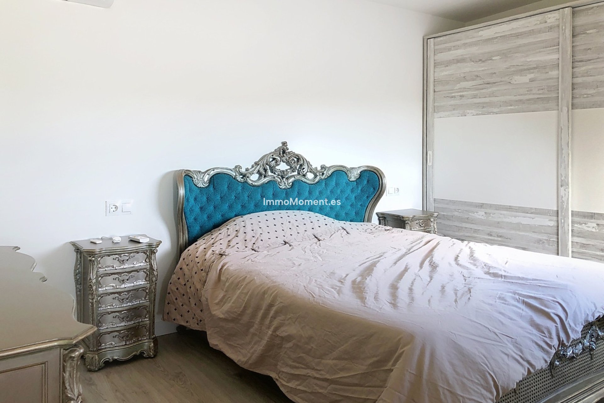 Reventa - Villa independiente - Estepona  - Estepona Centro