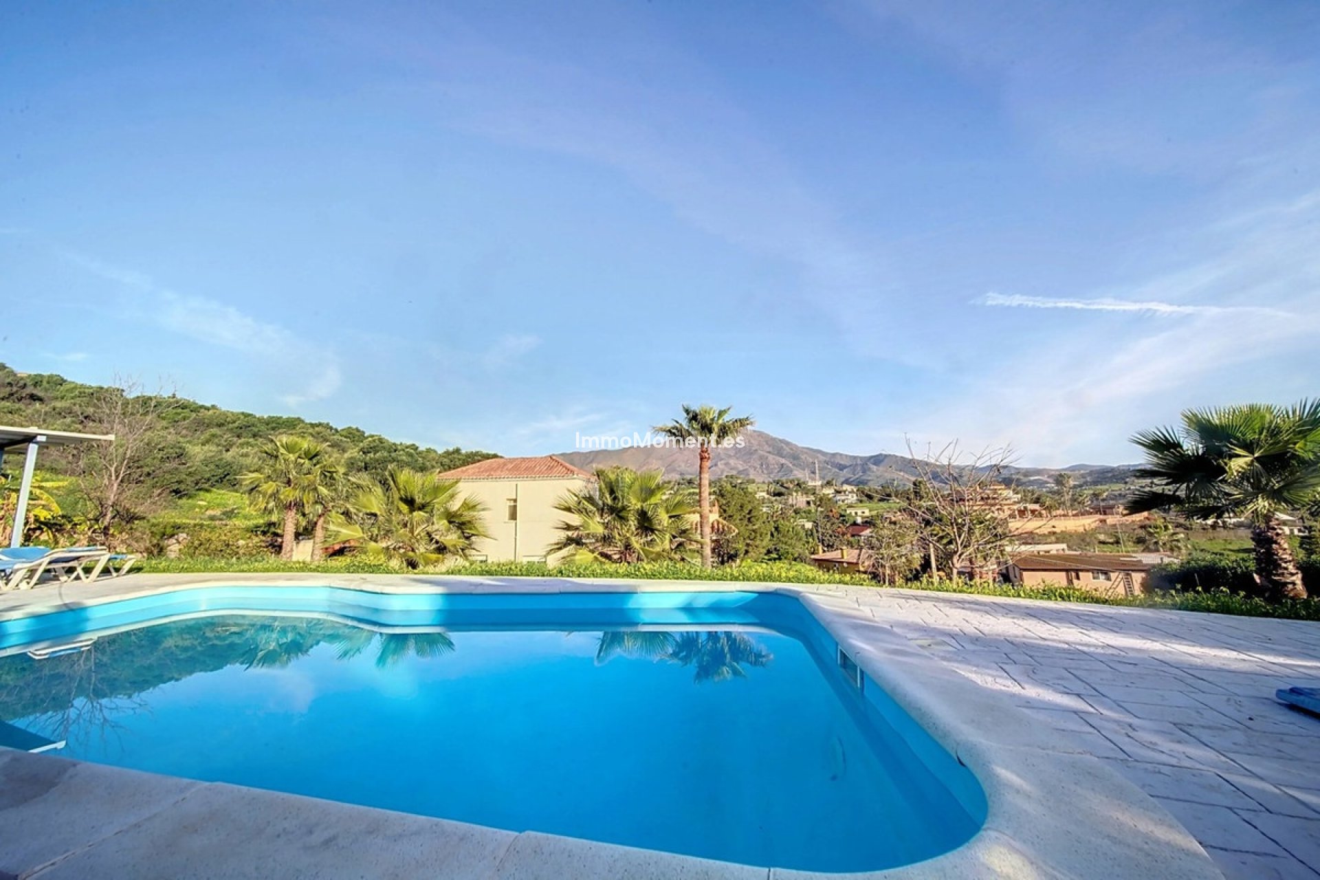 Reventa - Villa independiente - Estepona  - Estepona Centro