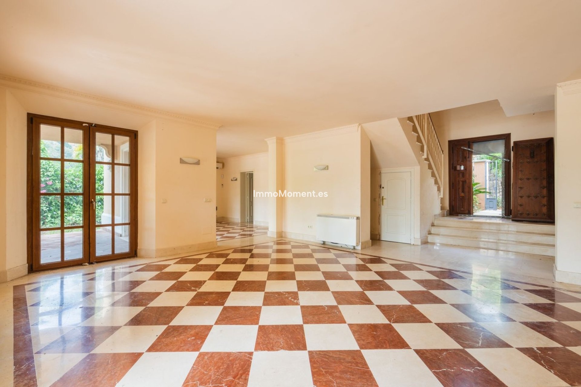 Reventa - Villa independiente - Estepona  - Estepona Centro
