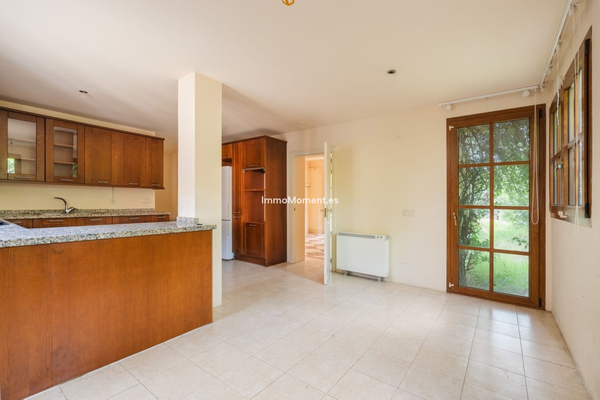 Reventa - Villa independiente - Estepona  - Estepona Centro