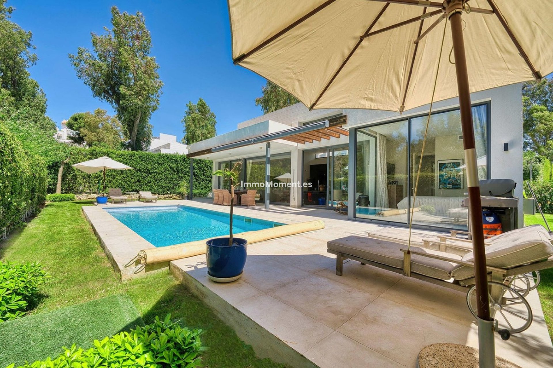 Reventa - Villa independiente - Estepona  - Estepona Centro