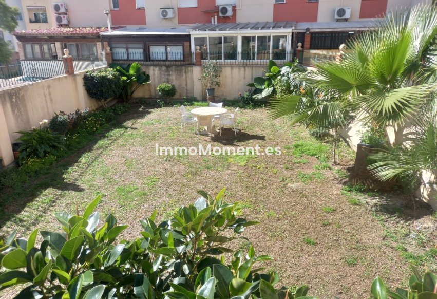 Reventa - Villa independiente - Estepona  - Estepona Centro