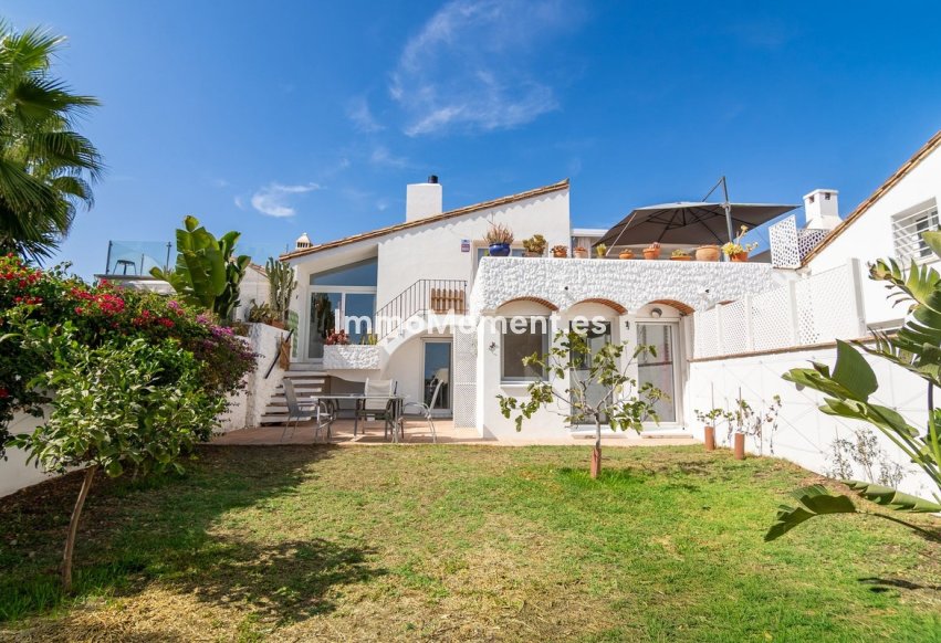 Reventa - Villa independiente - Estepona  - Estepona Centro