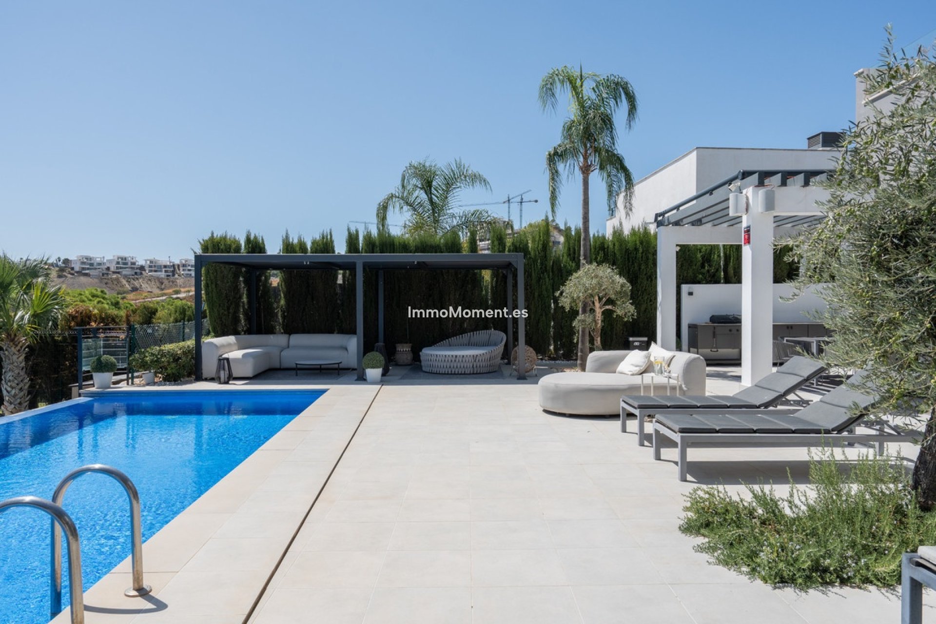 Reventa - Villa independiente - Estepona  - Estepona Centro