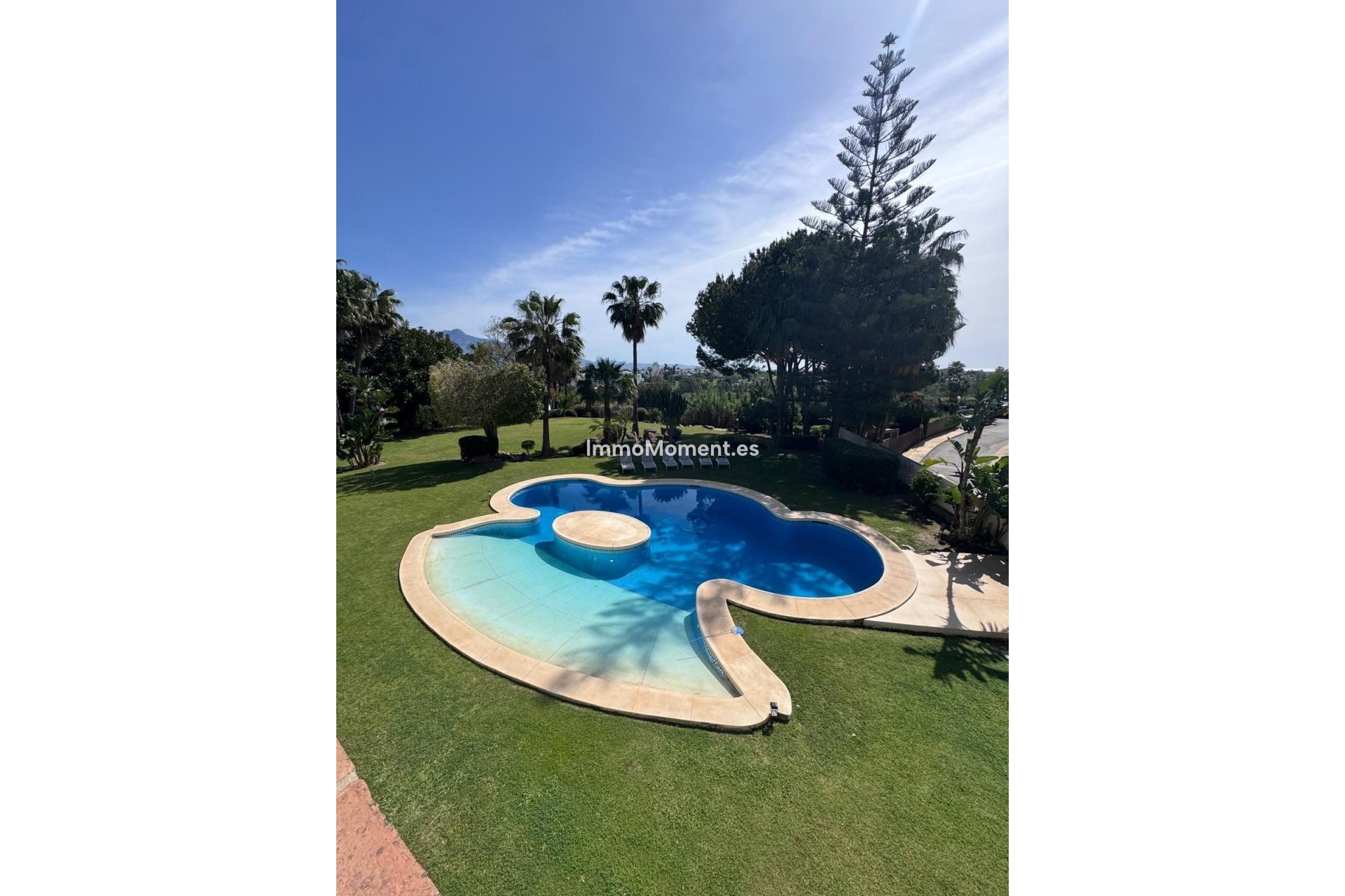 Reventa - Villa independiente - Estepona  - Estepona Centro