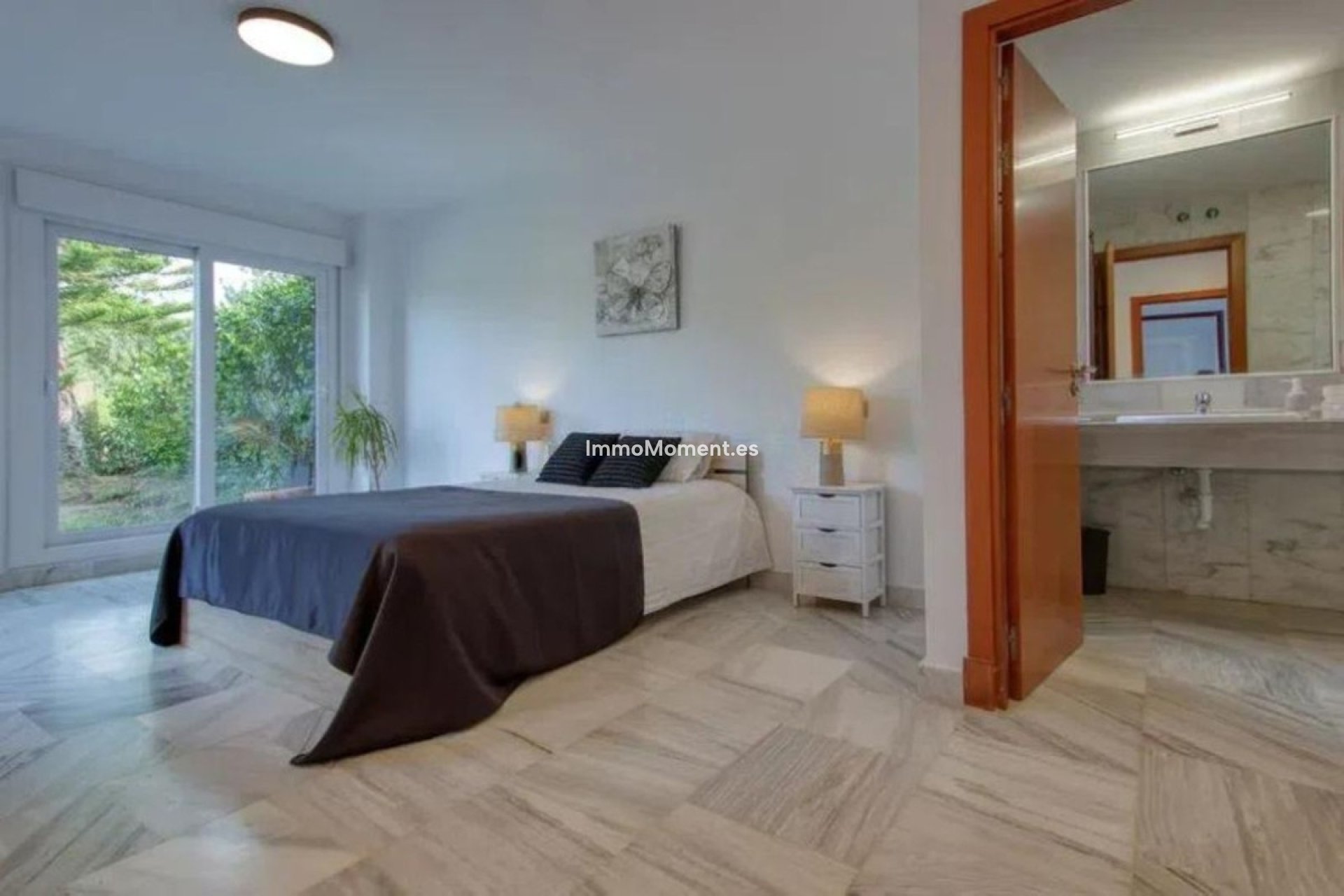 Reventa - Villa independiente - Estepona  - Estepona Centro