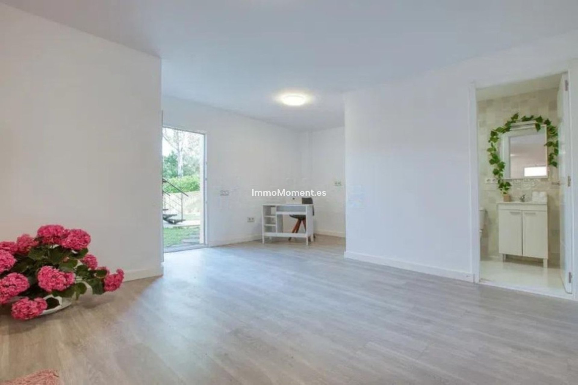 Reventa - Villa independiente - Estepona  - Estepona Centro