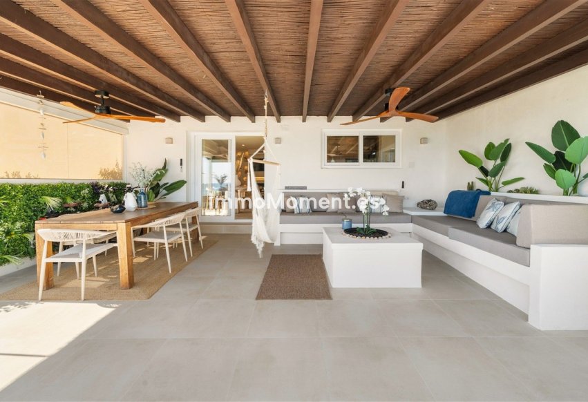 Reventa - Villa independiente - Estepona  - Estepona Centro