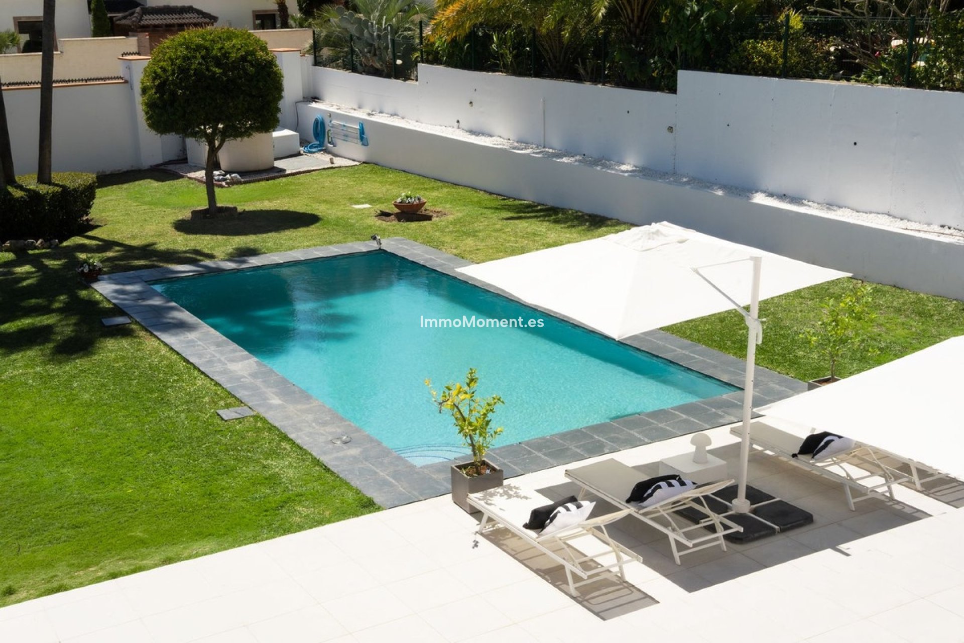 Reventa - Villa independiente - Estepona  - Estepona Centro