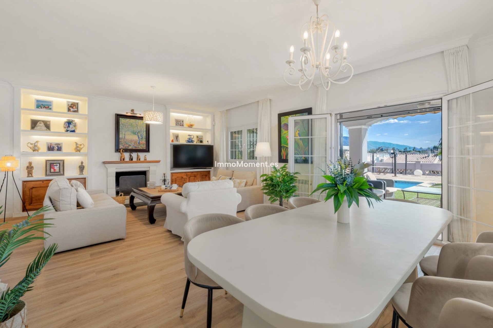 Reventa - Villa independiente - Estepona  - Estepona Centro