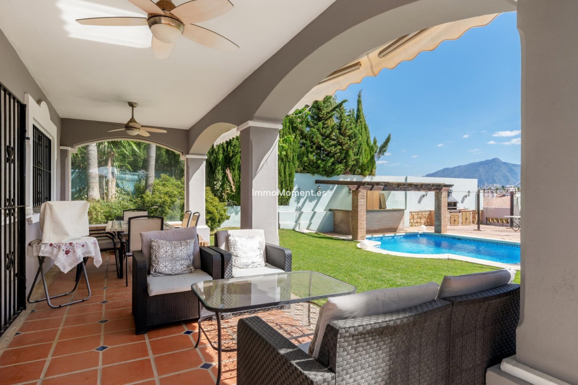 Reventa - Villa independiente - Estepona  - Estepona Centro