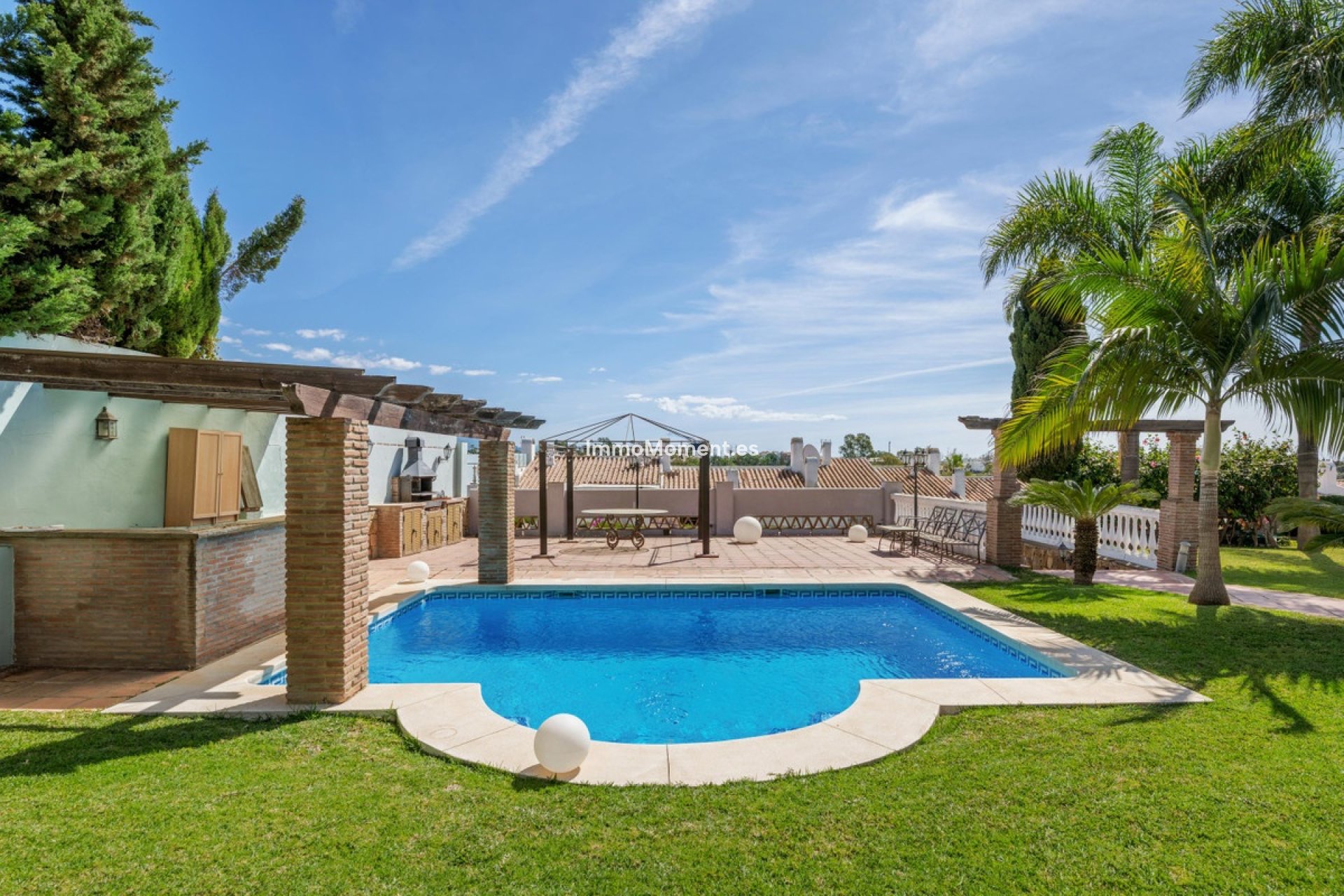 Reventa - Villa independiente - Estepona  - Estepona Centro