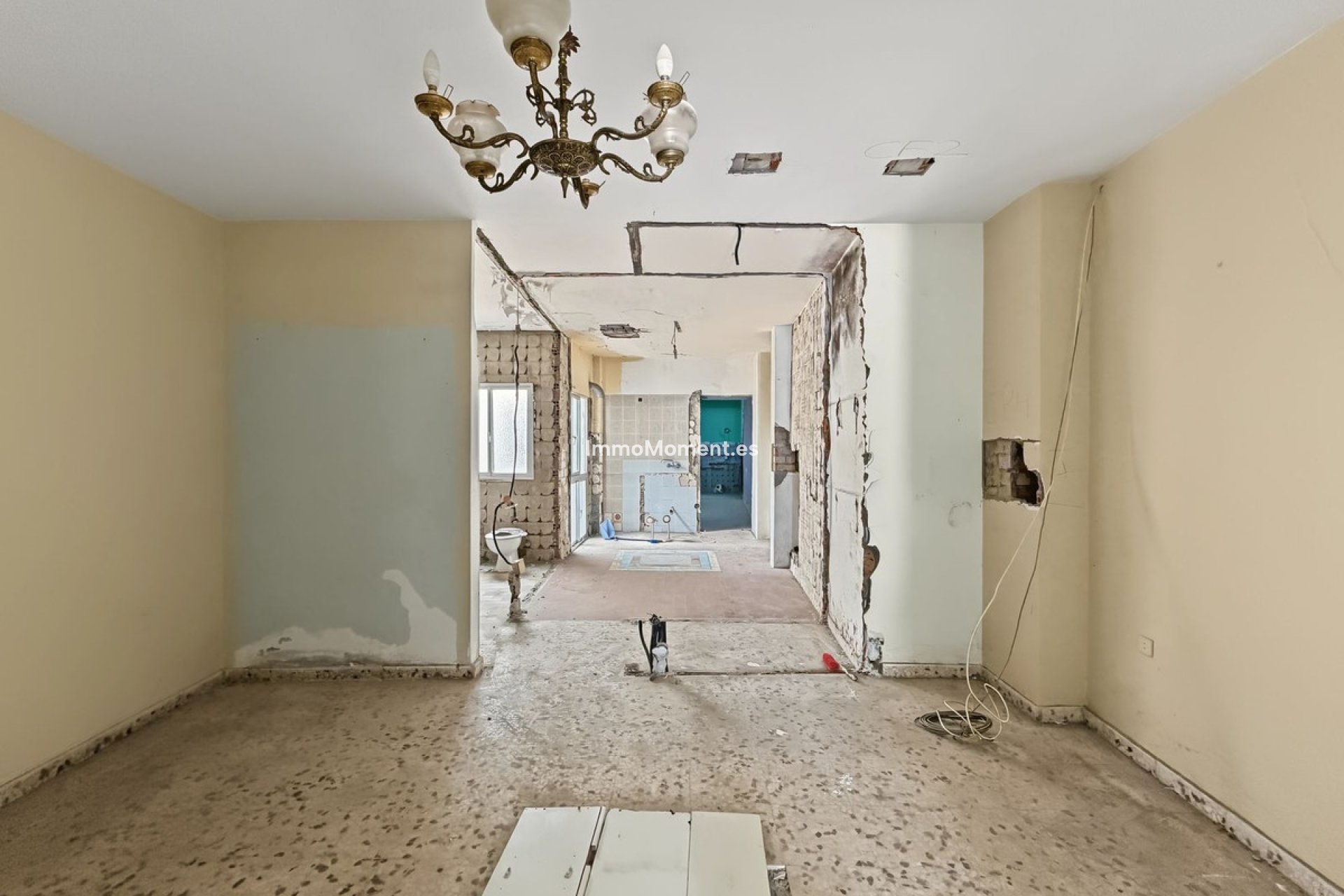 Reventa - Villa independiente - Estepona  - Estepona Centro