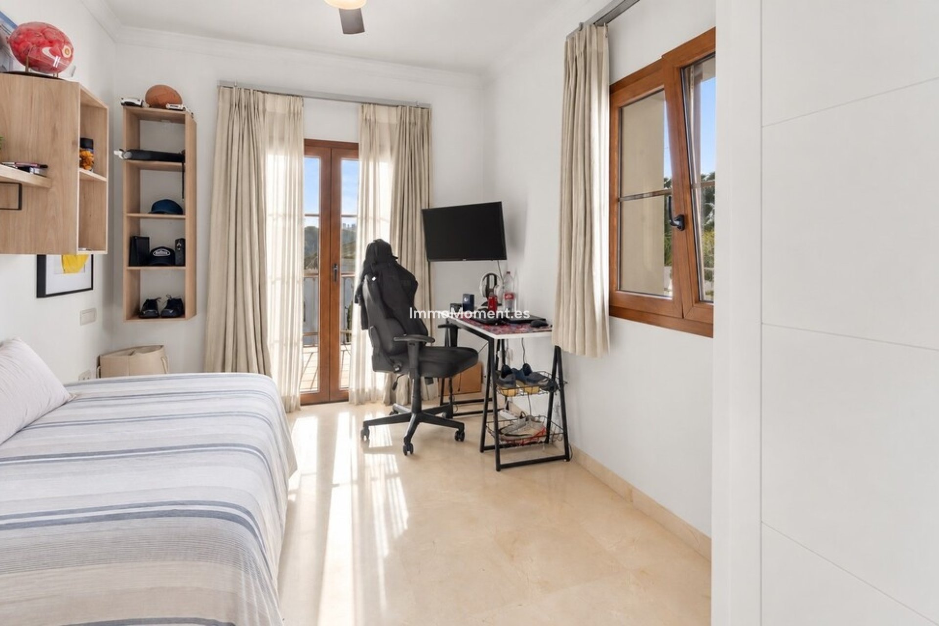Reventa - Villa independiente - Estepona  - Estepona Centro