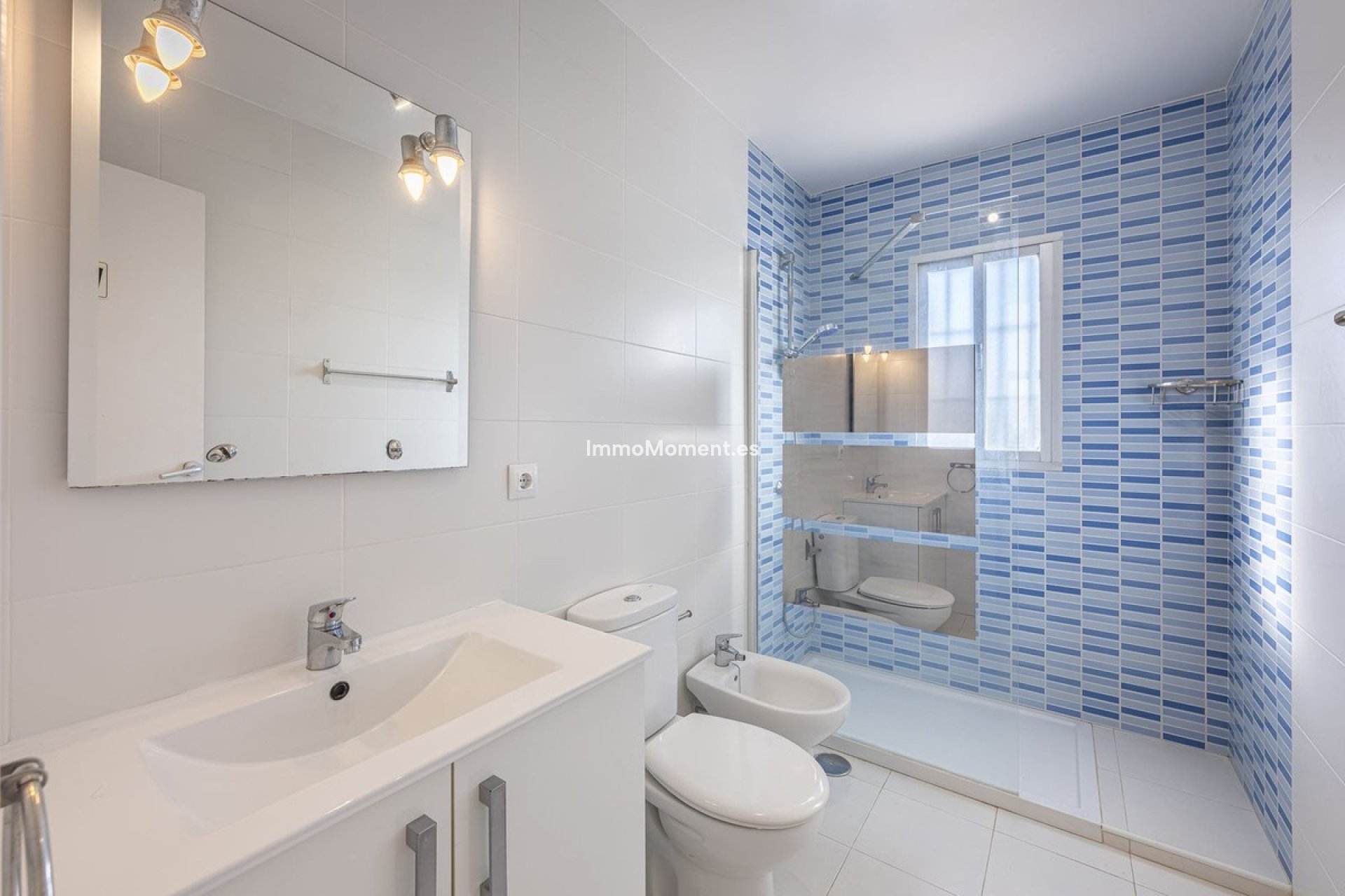 Reventa - Villa independiente - Estepona  - Estepona Centro