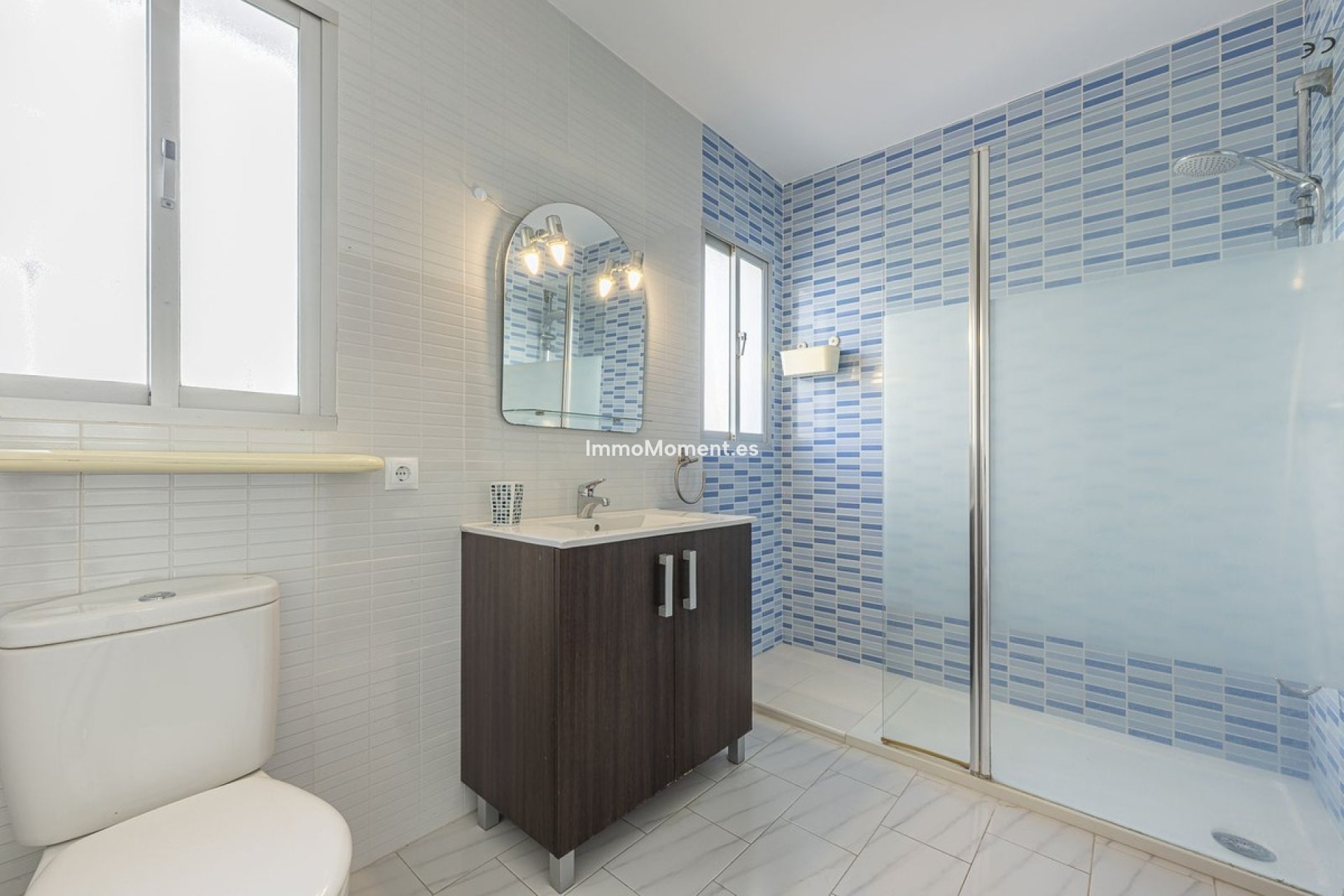 Reventa - Villa independiente - Estepona  - Estepona Centro