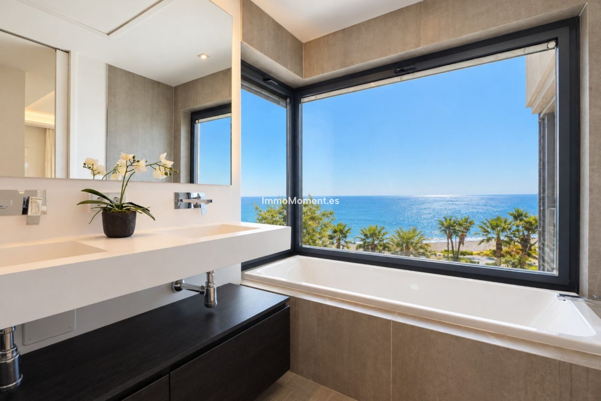 Reventa - Villa independiente - Estepona  - Estepona Centro