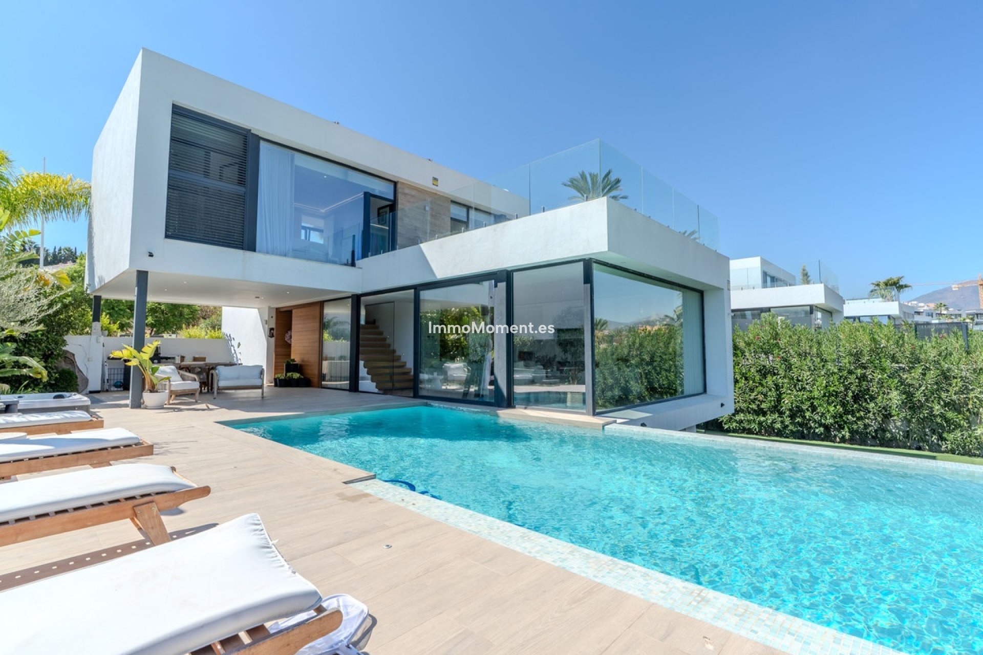Reventa - Villa independiente - Estepona  - Estepona Centro