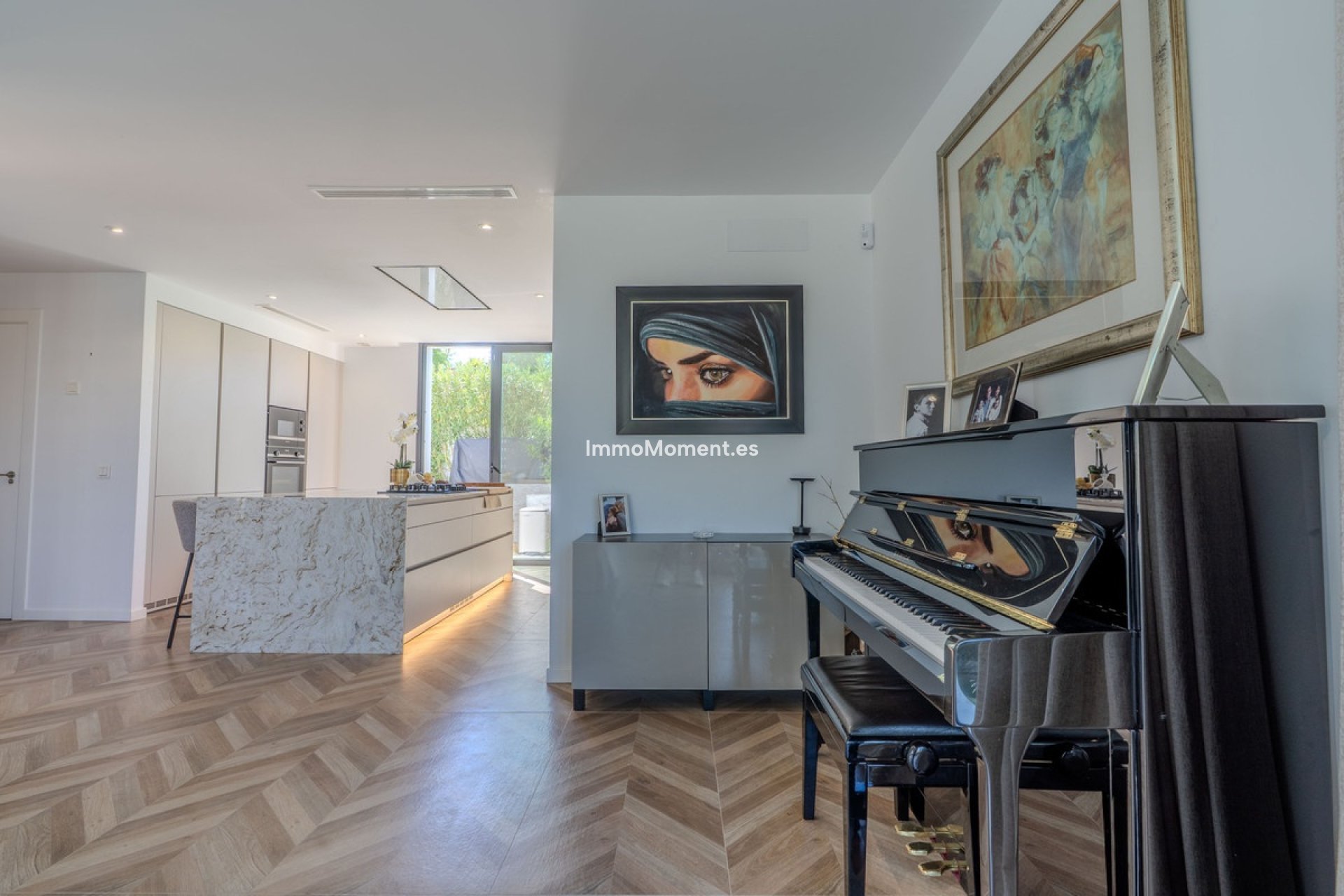 Reventa - Villa independiente - Estepona  - Estepona Centro