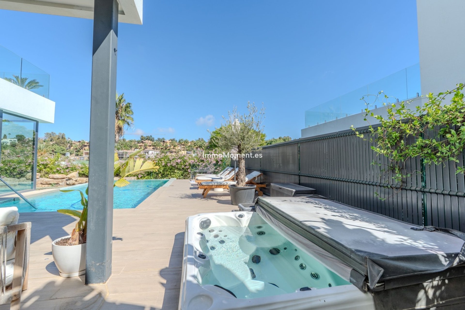 Reventa - Villa independiente - Estepona  - Estepona Centro