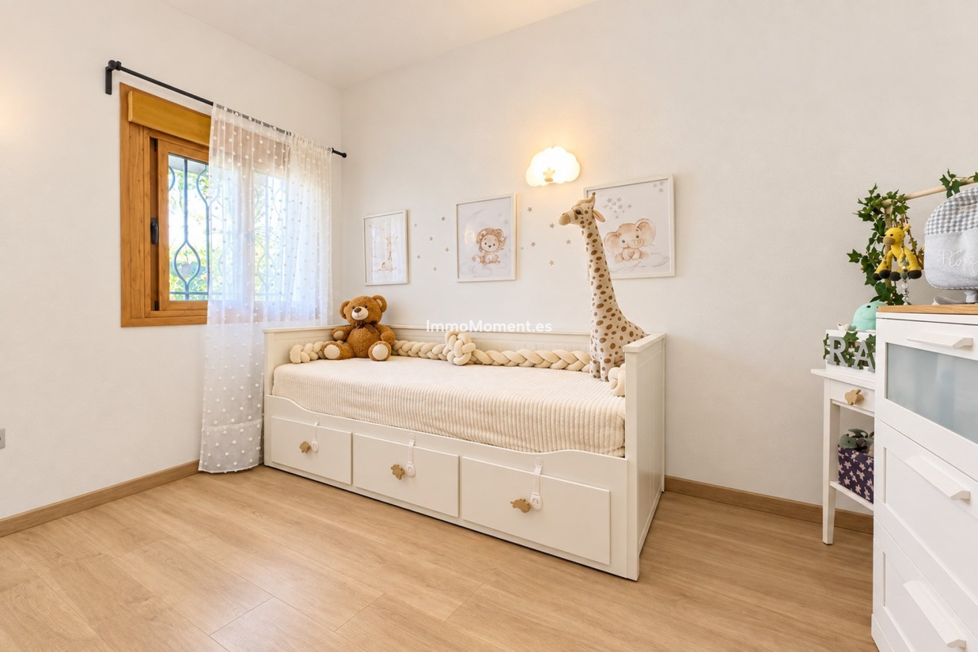 Reventa - Villa independiente - Estepona  - Estepona Centro