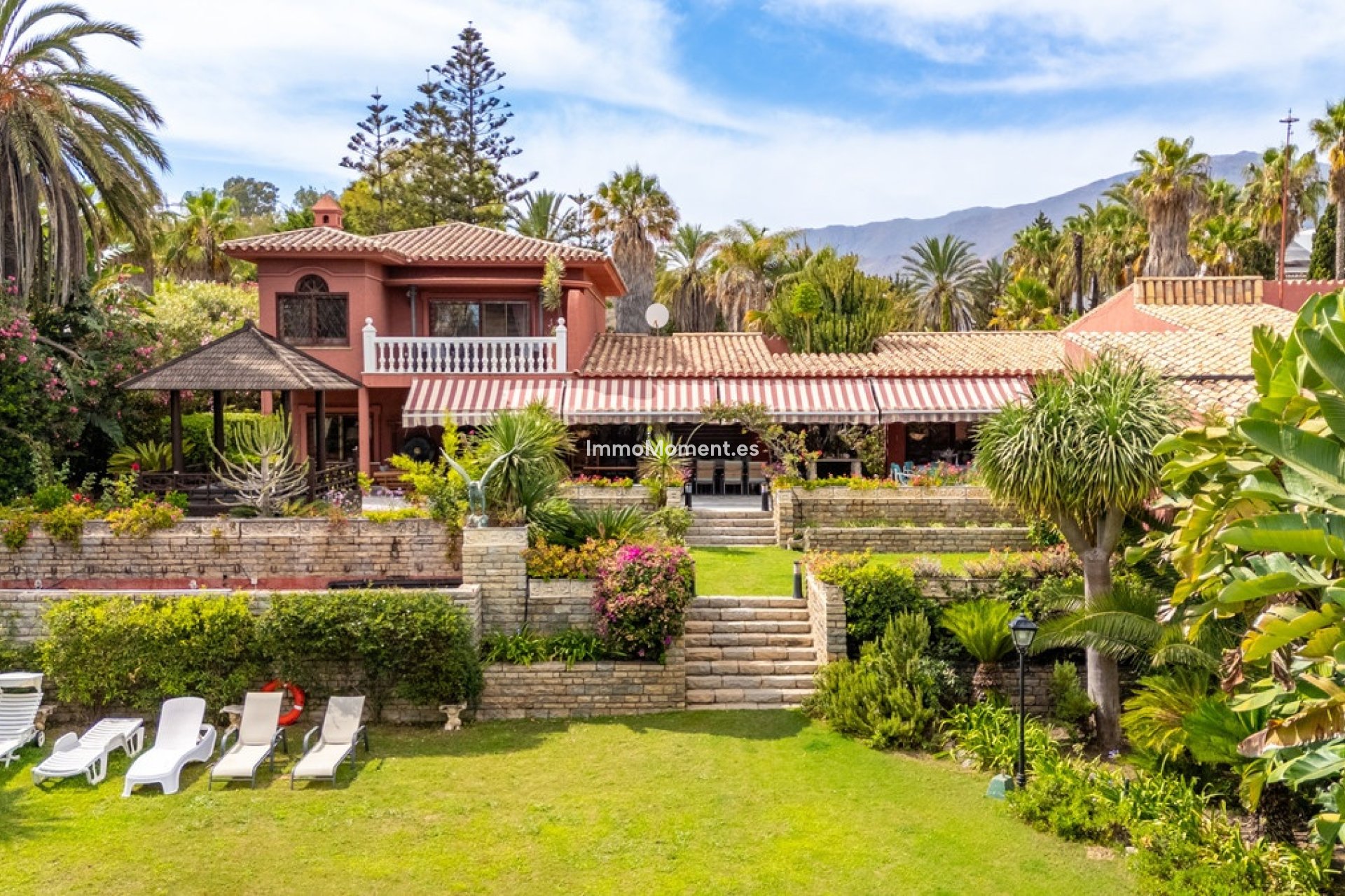 Reventa - Villa independiente - Estepona  - Estepona Centro