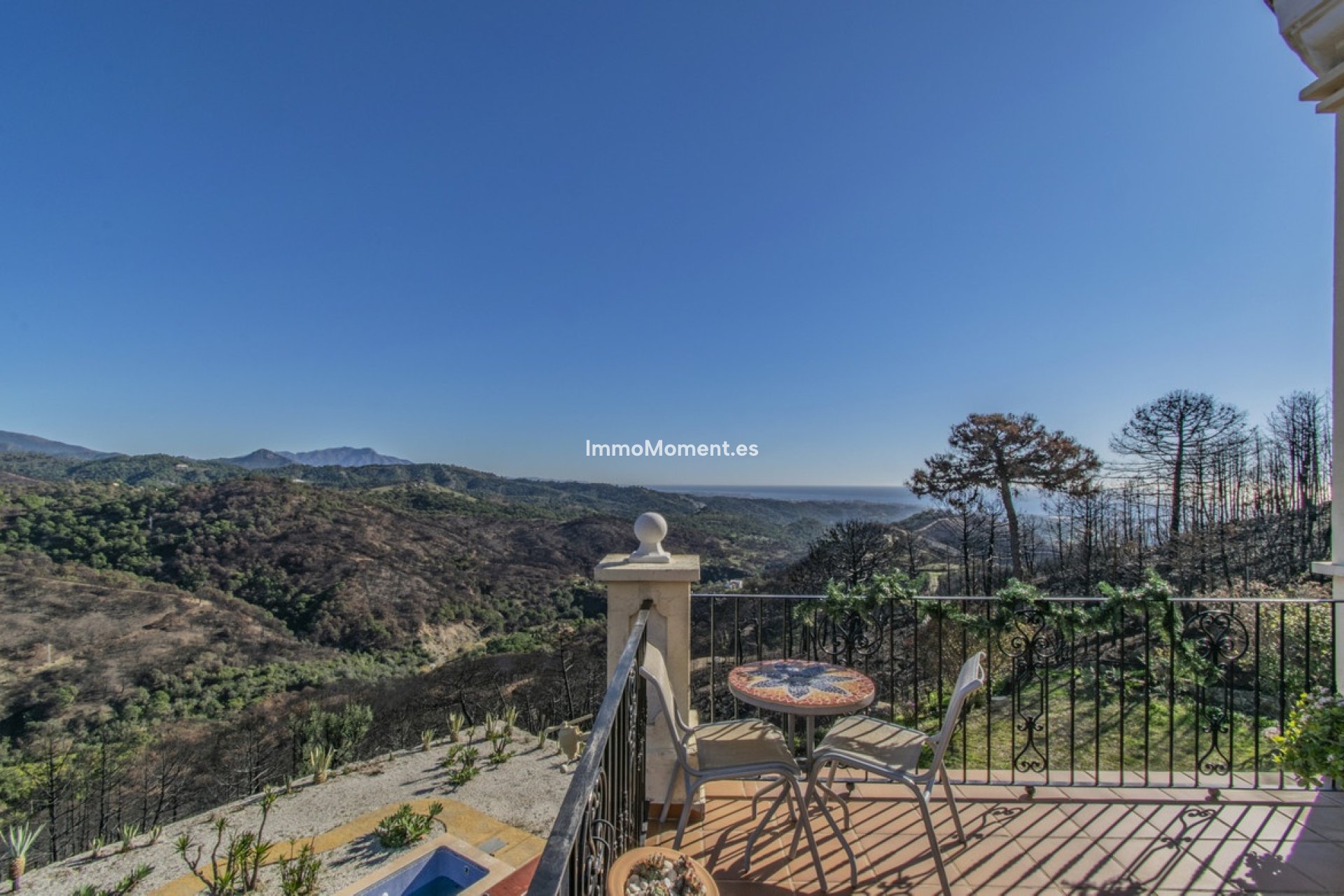 Reventa - Villa independiente - Estepona  - Estepona Centro
