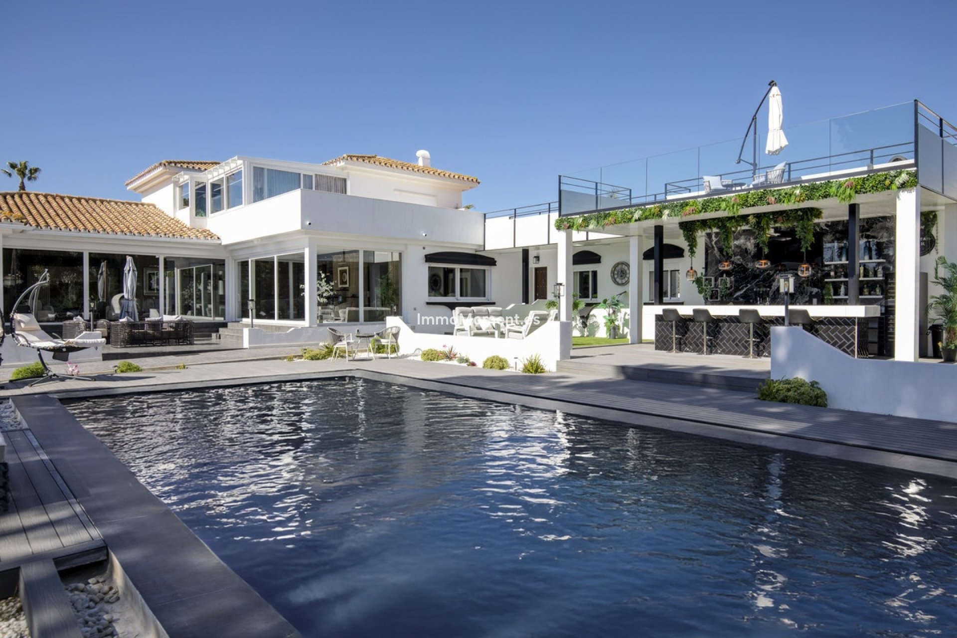 Reventa - Villa independiente - Estepona  - Estepona Centro