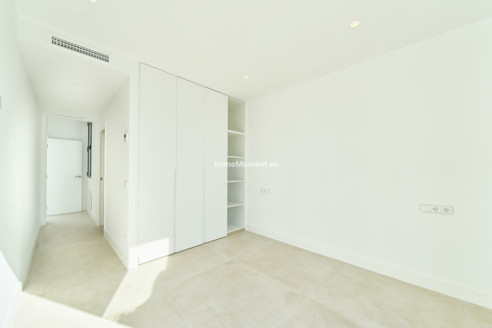 Reventa - Villa independiente - Estepona  - Estepona Centro