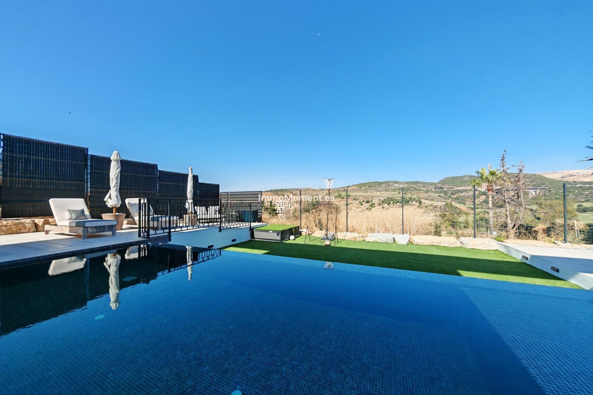 Reventa - Villa independiente - Estepona  - Estepona Centro