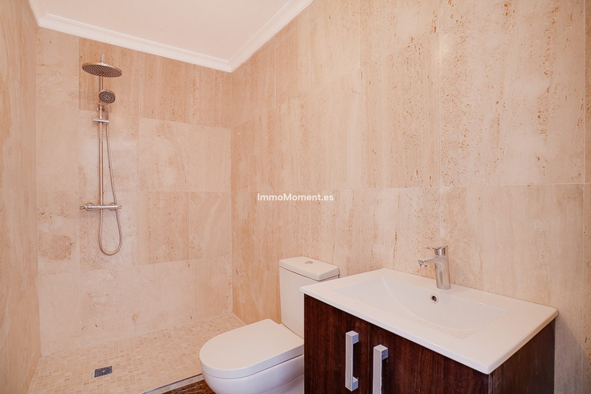 Reventa - Villa independiente - Estepona  - Estepona Centro