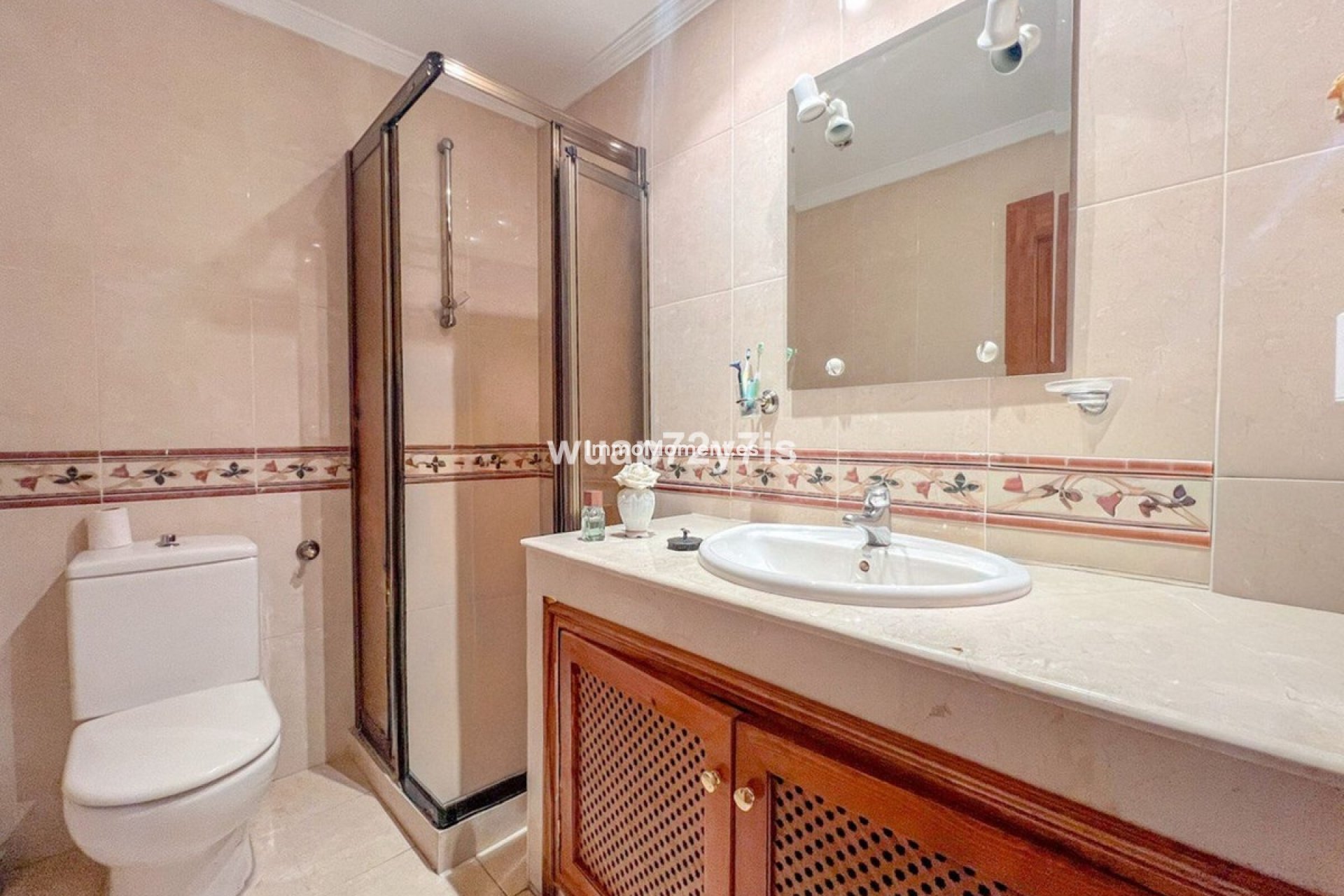 Reventa - Villa independiente - Estepona  - Estepona Centro