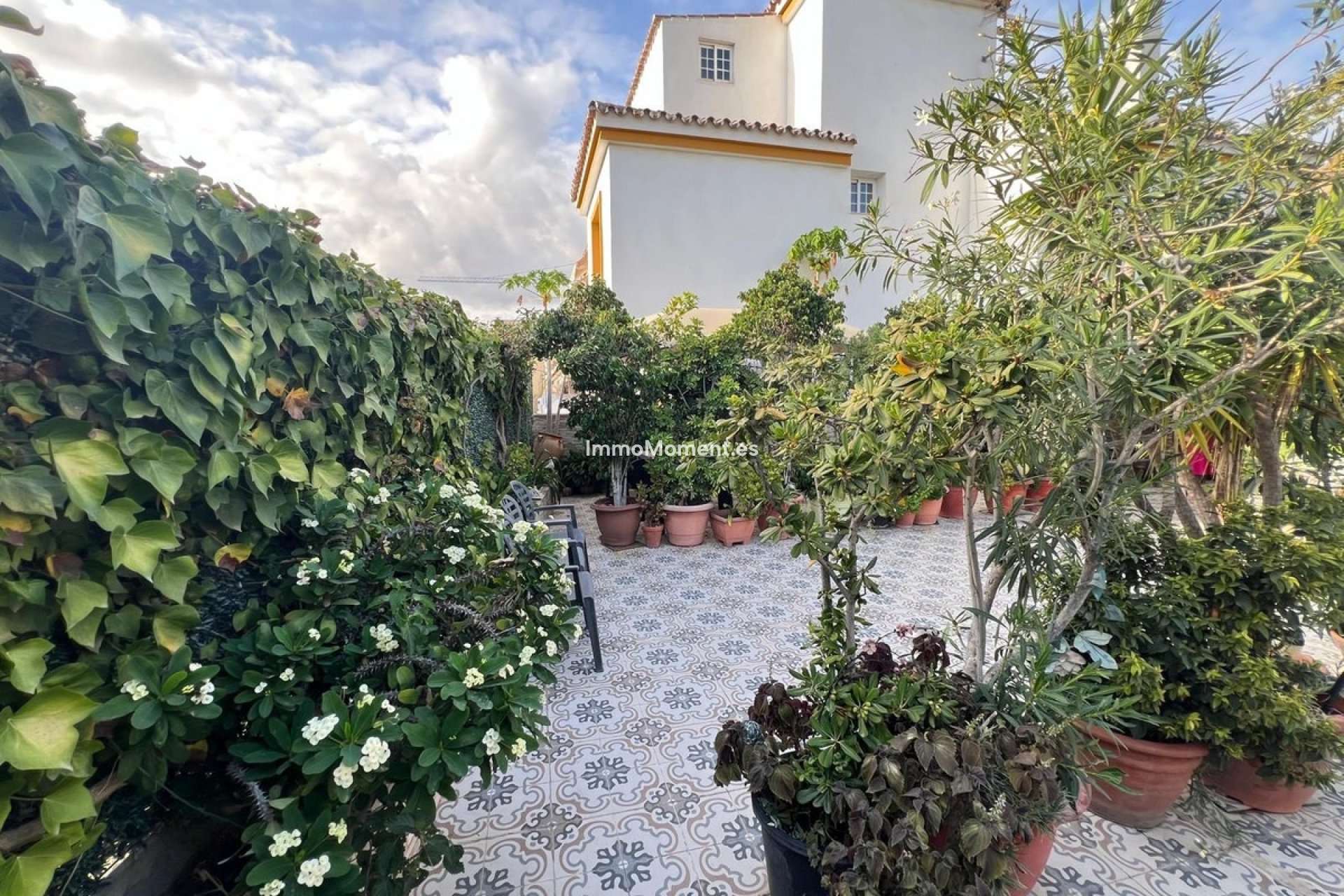 Reventa - Villa independiente - Estepona  - Estepona Centro
