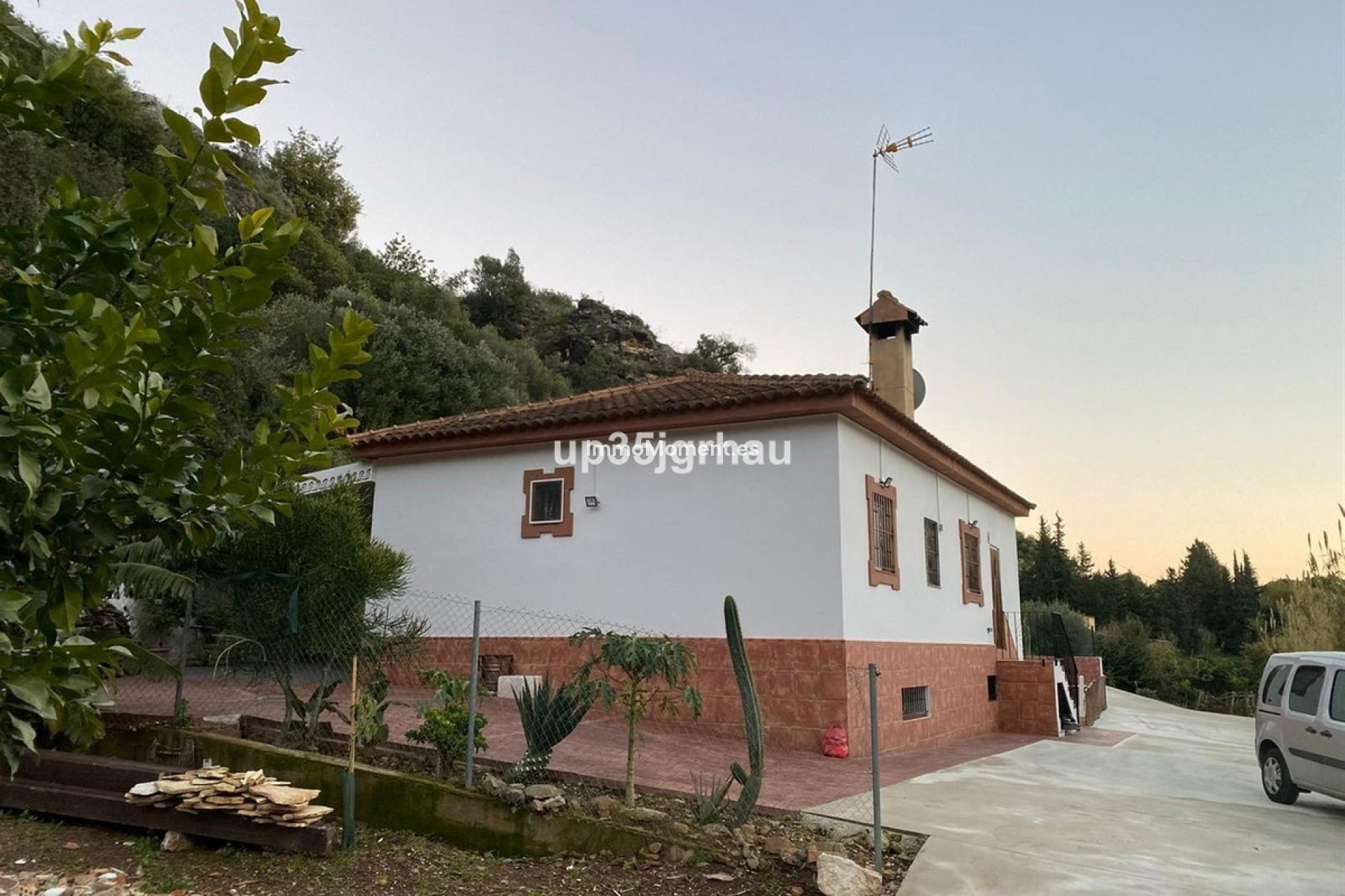 Reventa - Villa independiente - Estepona  - Estepona Centro