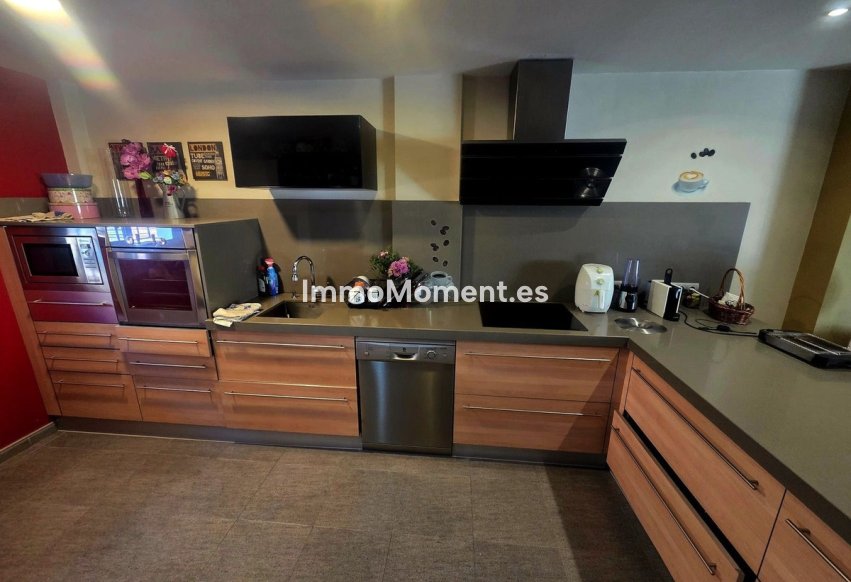 Reventa - Villa independiente - Estepona  - Estepona Centro