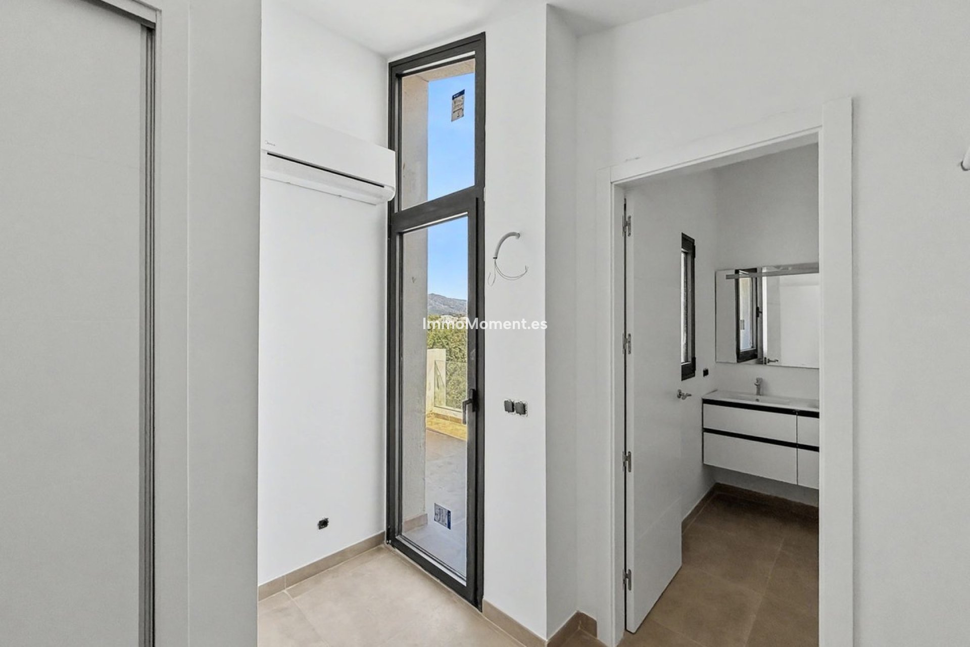 Reventa - Villa independiente - Estepona  - Estepona Centro