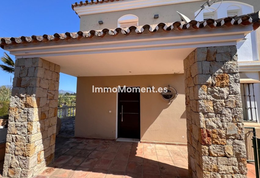 Reventa - Villa independiente - Estepona  - Estepona Centro