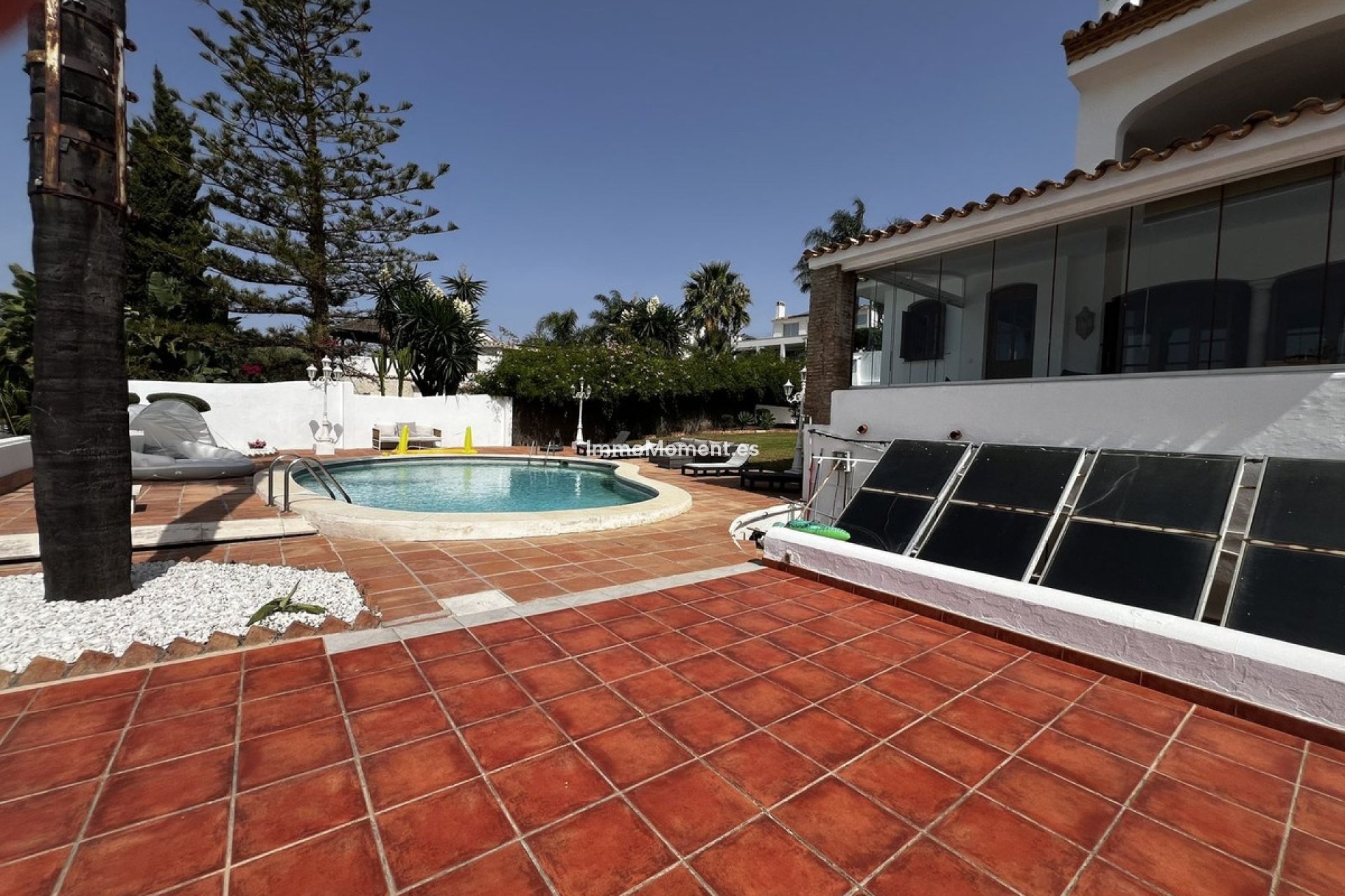 Reventa - Villa independiente - Estepona  - Estepona Centro