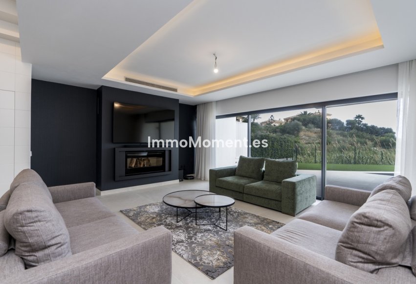 Reventa - Villa independiente - Estepona  - Estepona Centro