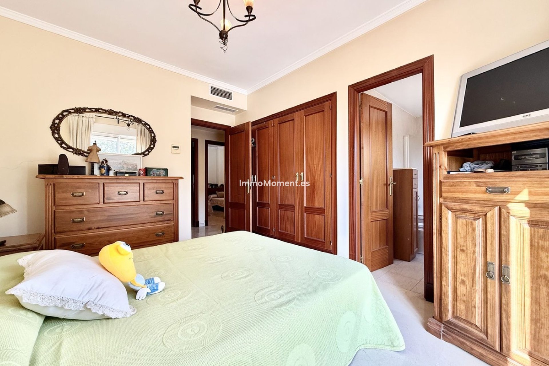 Reventa - Villa independiente - Estepona  - Estepona Centro