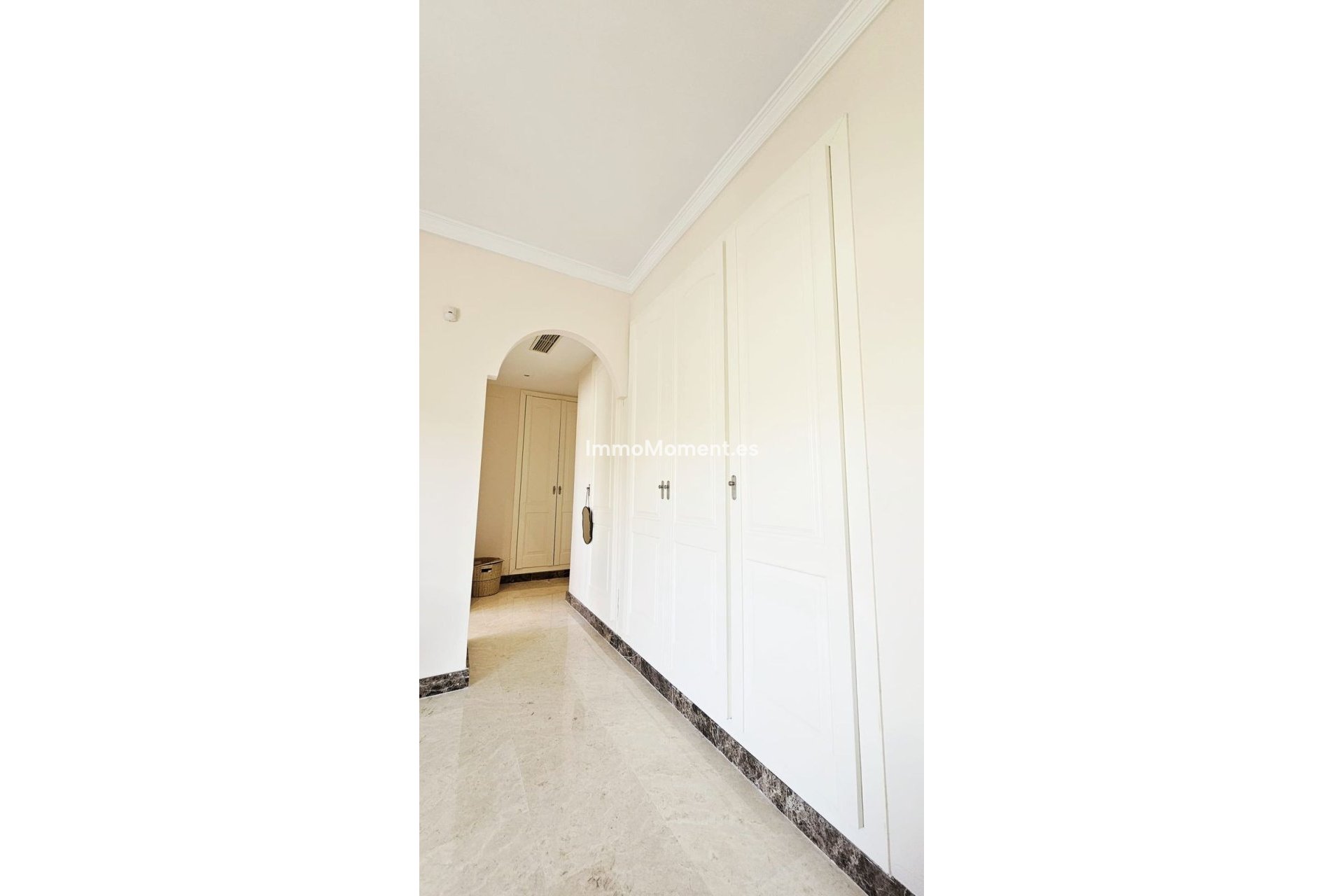 Reventa - Villa independiente - Estepona  - Estepona Centro