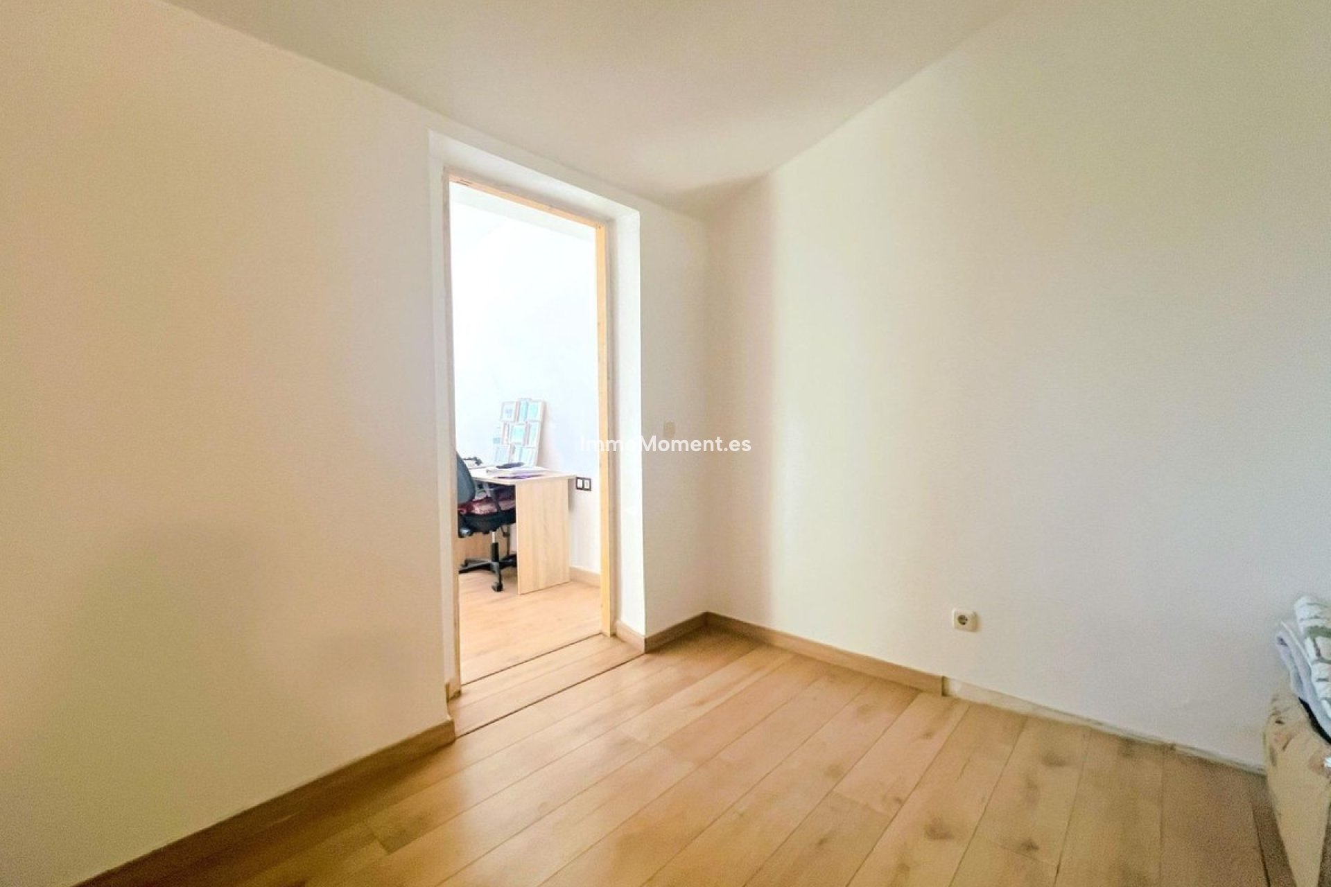 Reventa - Villa independiente - Estepona  - Estepona Centro