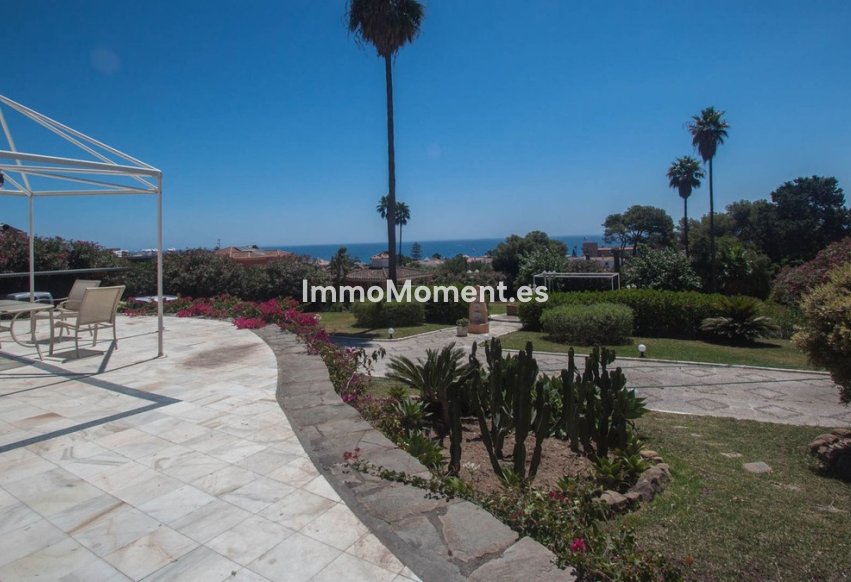 Reventa - Villa independiente - Estepona  - Estepona Centro