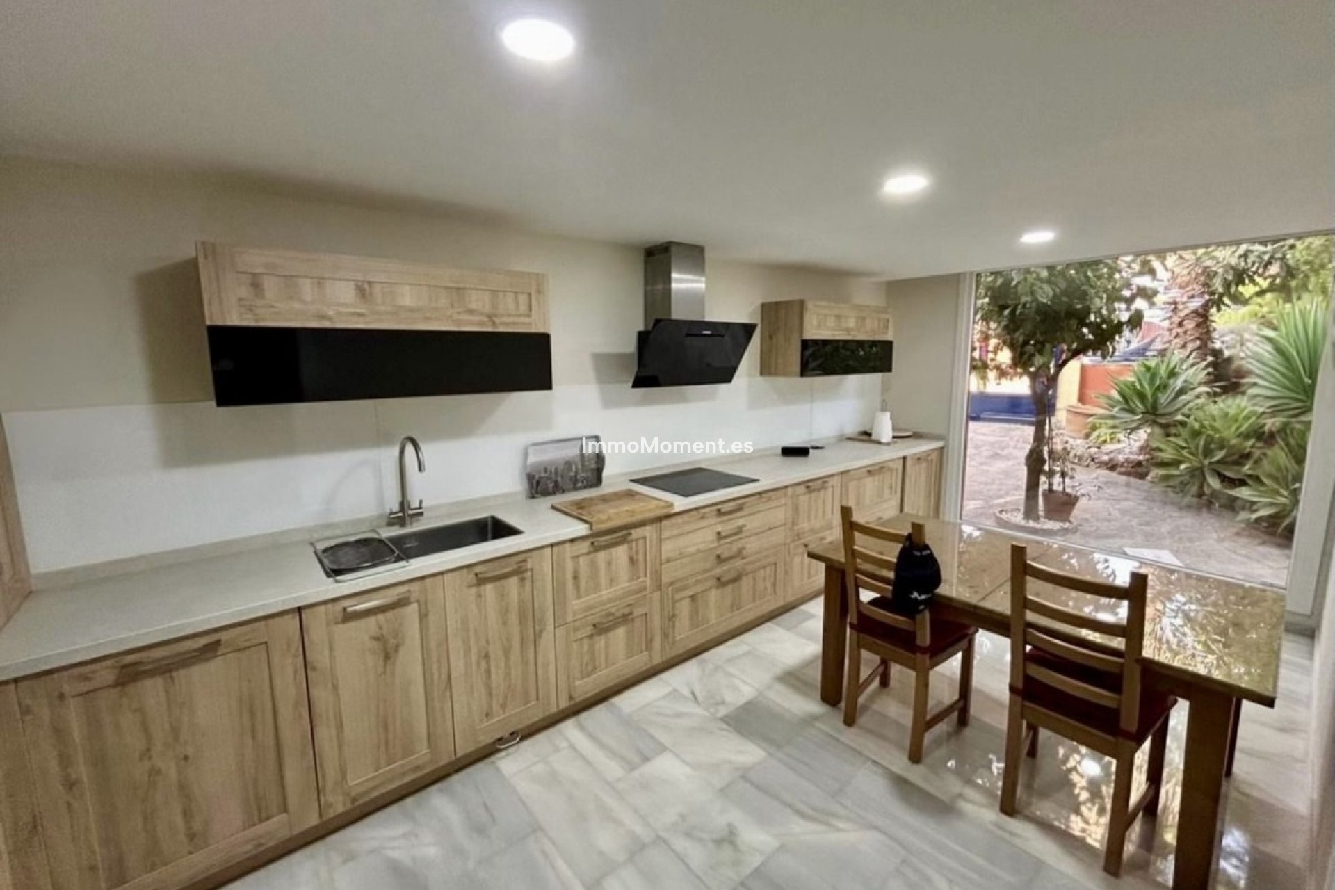 Reventa - Villa independiente - Estepona  - Estepona Centro