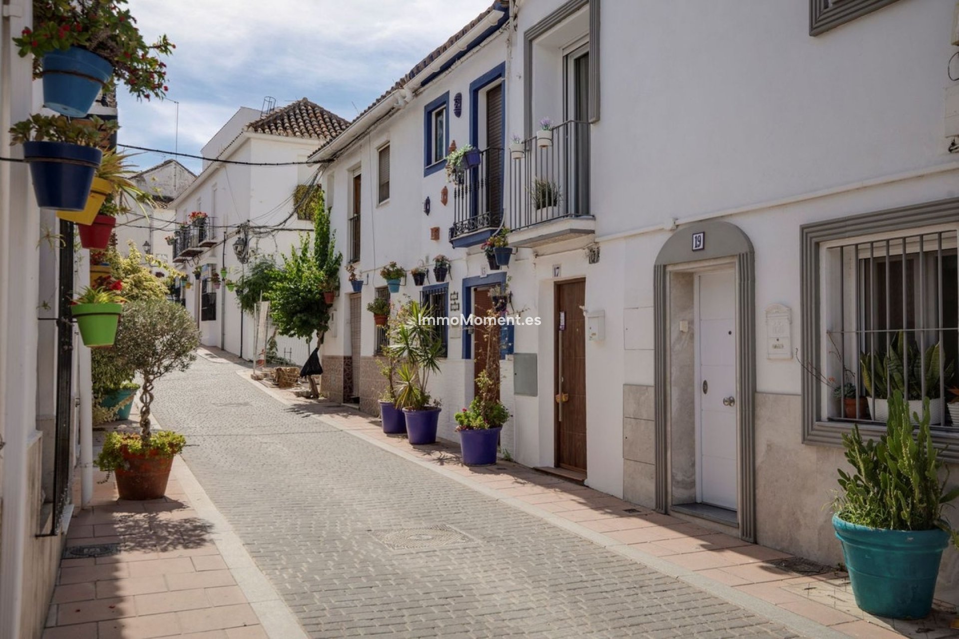 Reventa - Villa independiente - Estepona  - Estepona Centro