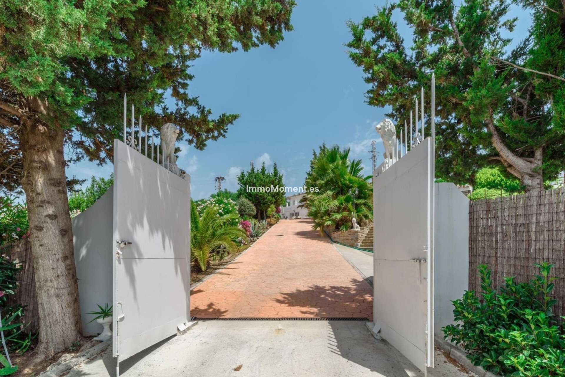 Reventa - Villa independiente - Estepona  - Estepona Centro