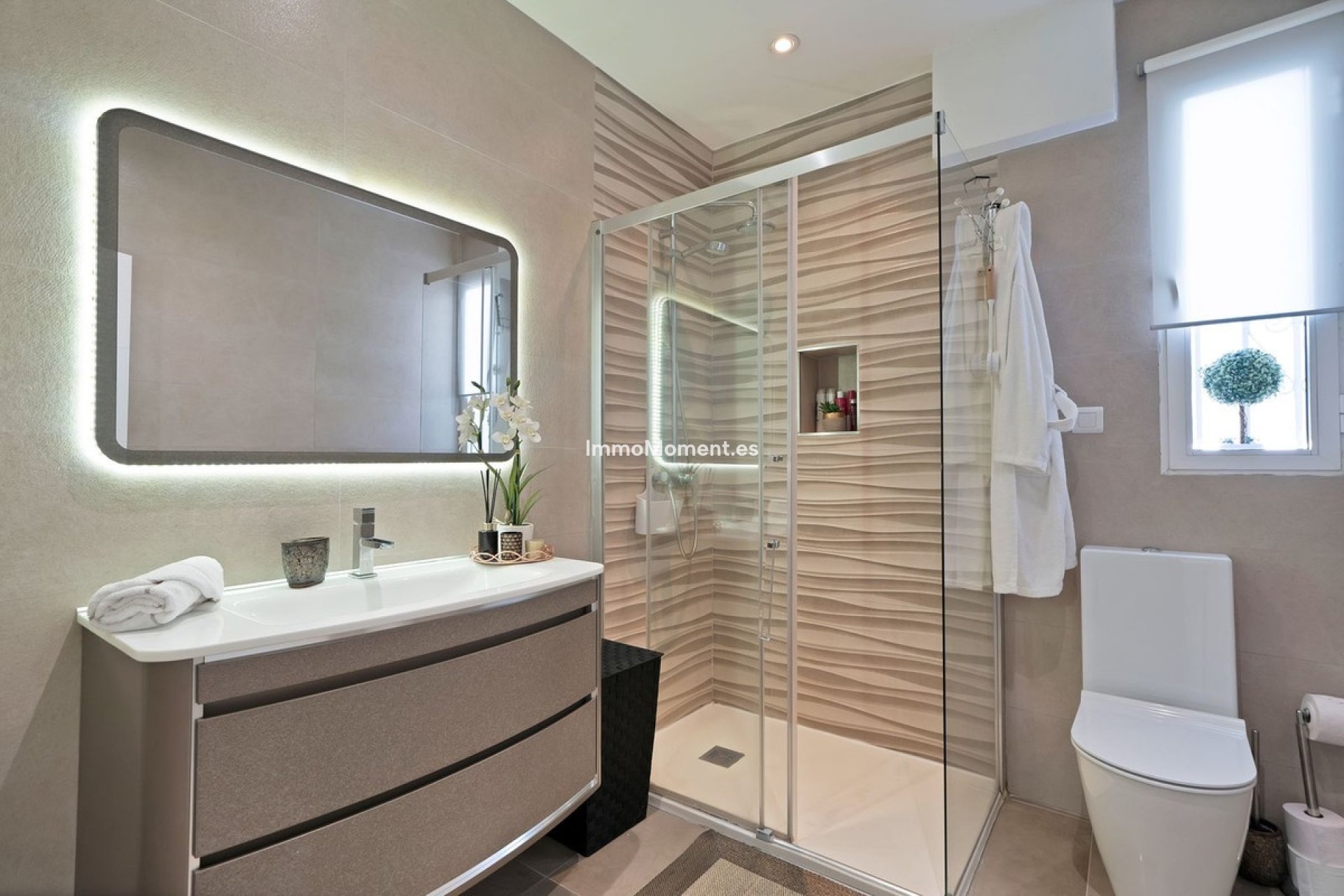 Reventa - Villa independiente - Estepona  - Estepona Centro