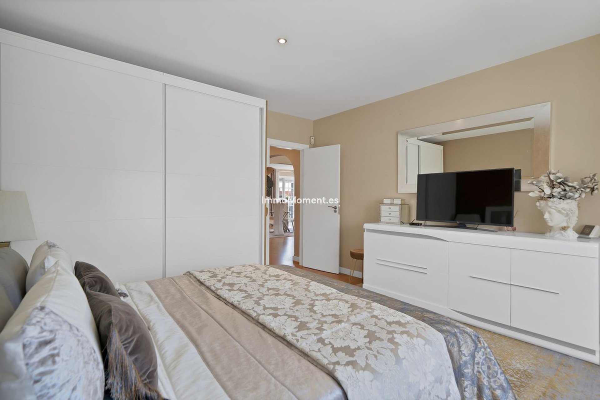 Reventa - Villa independiente - Estepona  - Estepona Centro