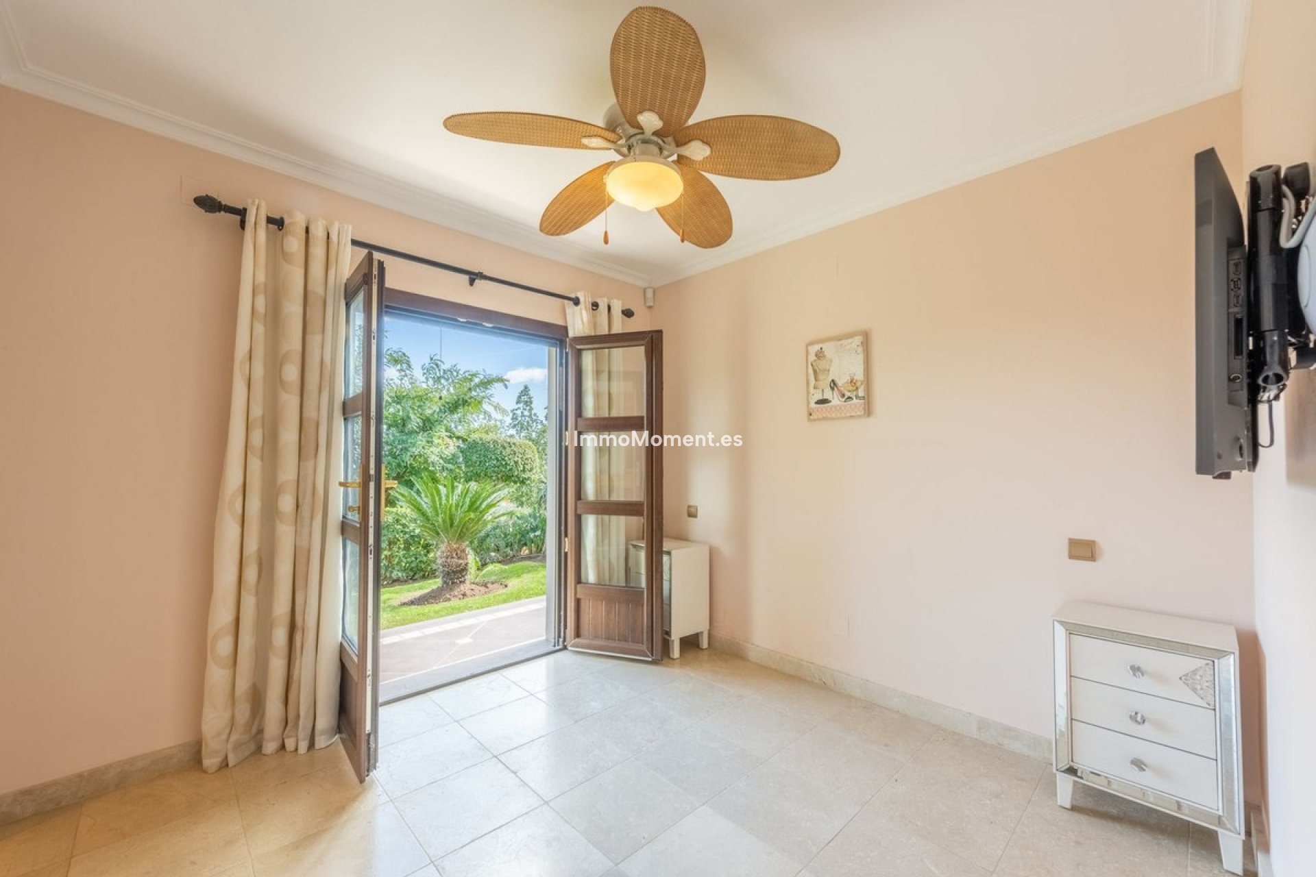 Reventa - Villa independiente - Estepona  - Estepona Centro